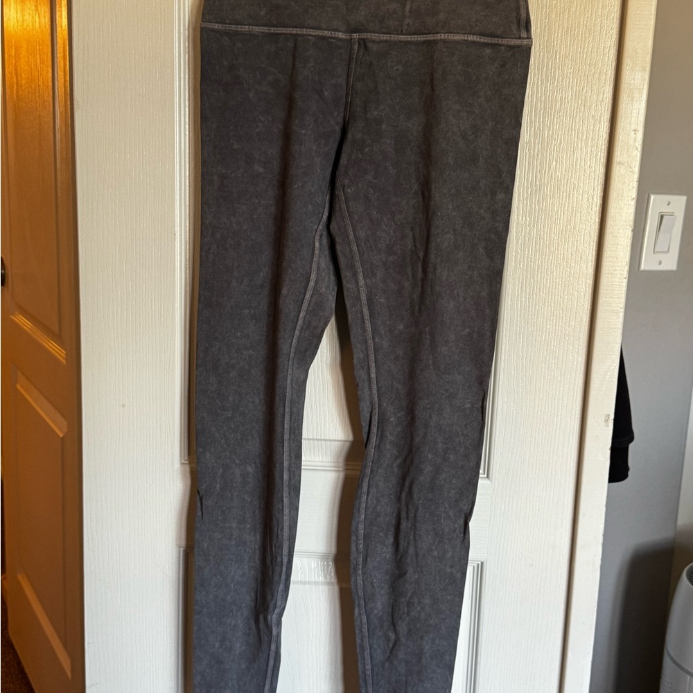 Gray High-Waisted Leggings